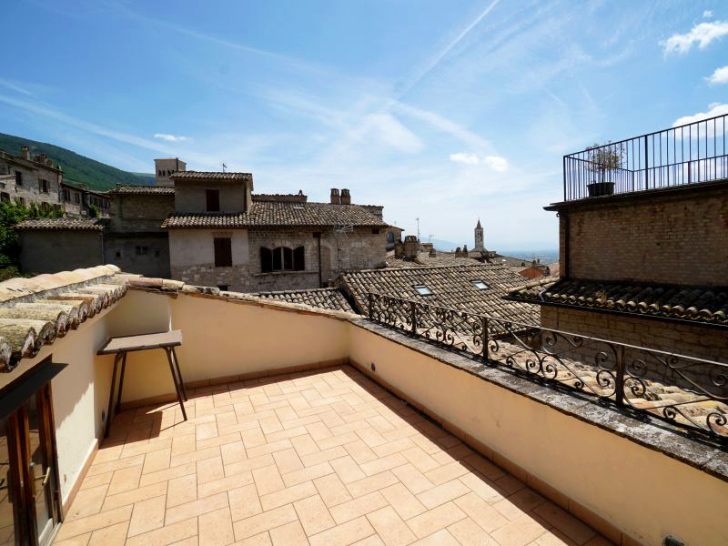 Vendita Immobile Assisi / Sell Real Estate Assisi – Vicolo della Fortezza 01